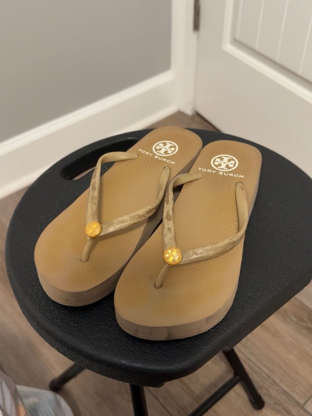 tory burch platform sandals